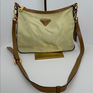 💯Authentic PRADA Tessuto Nylon Small Messenger Bag🍀